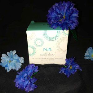 PUR 4-in-1 Cloud Cream Gel-to-Water Moisturizer